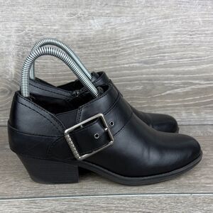 Frye & Co Berlyn Women’s Sz 6.5M Black Buckle Zip Ankle Boot PLF24-44399-001-111